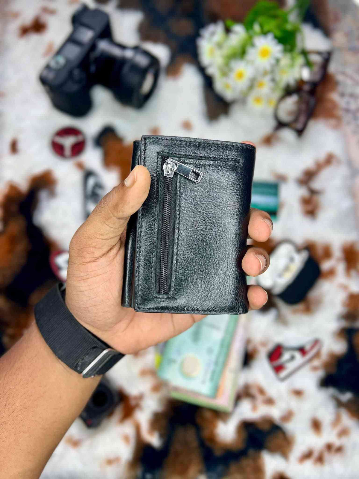 Fenzo Genuine Leather RFID Blocking Smart Wallet & Card Holder with Coin Pocket
